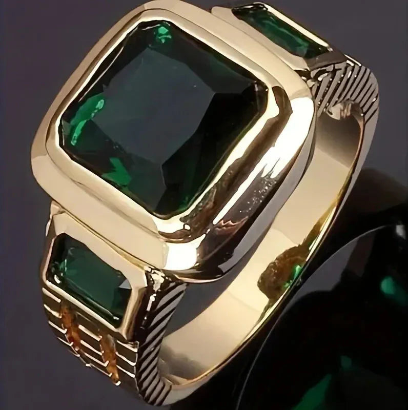 Emeric Valestone Ring | Gold
